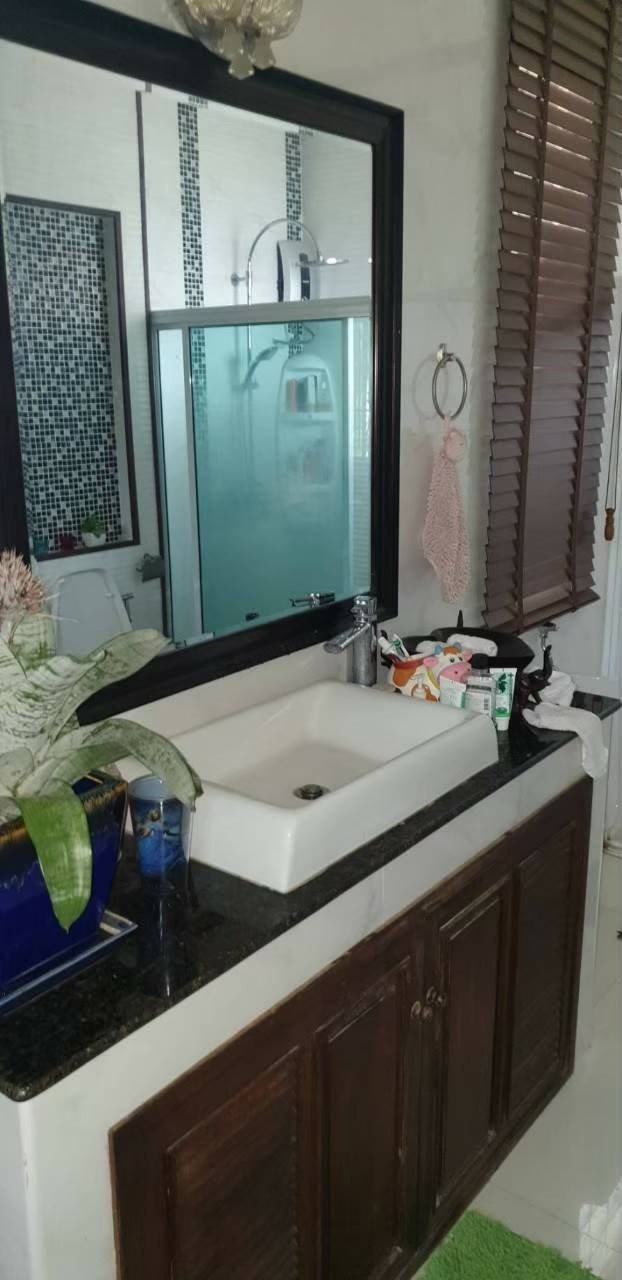 4 Bedroom House For Sale in San Klang, San Kamphaeng, Chiang Mai - Image 8