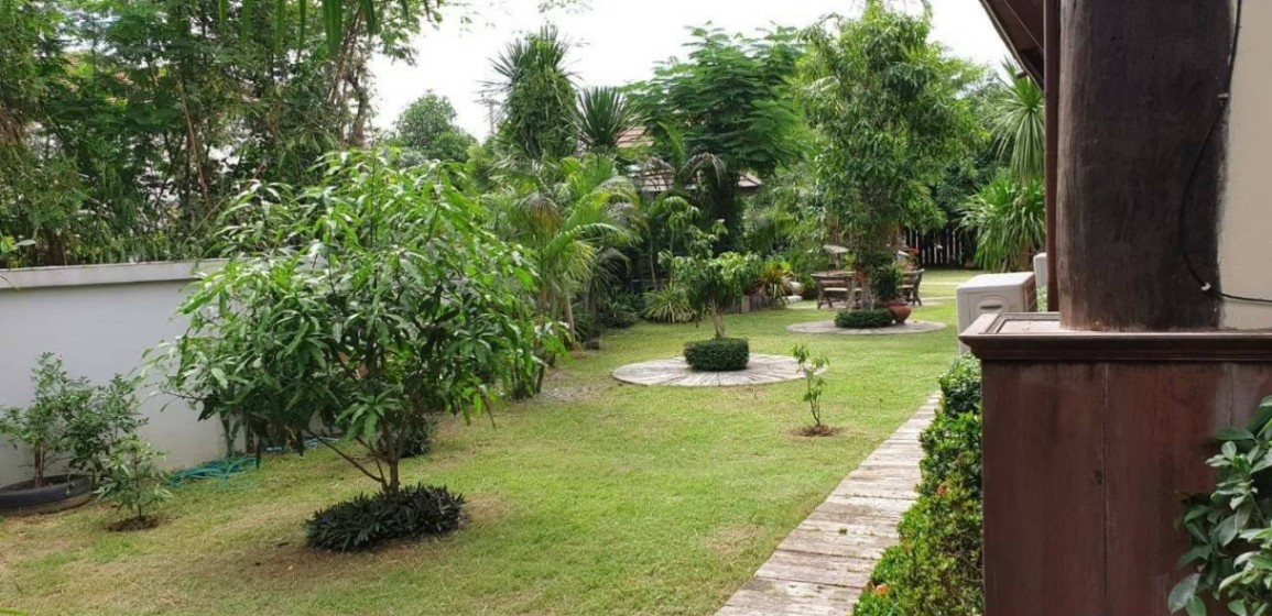 4 Bedroom House For Sale in San Klang, San Kamphaeng, Chiang Mai - Image 12