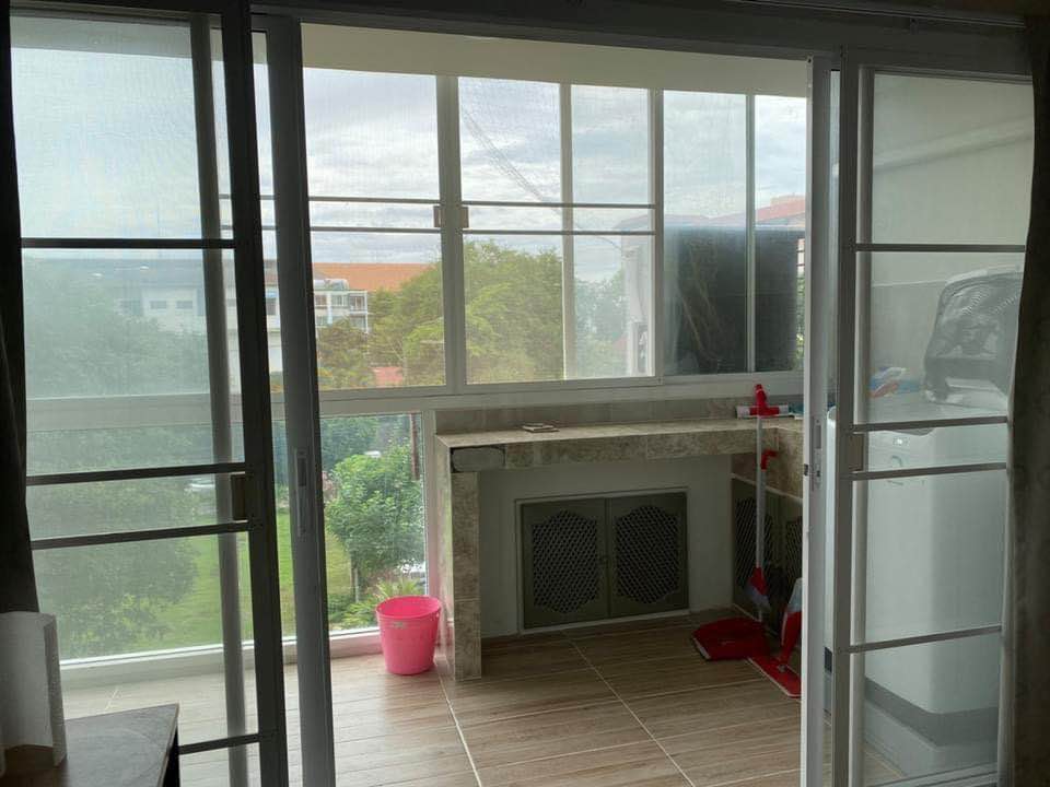 Sky Breeze Condo - Image 9