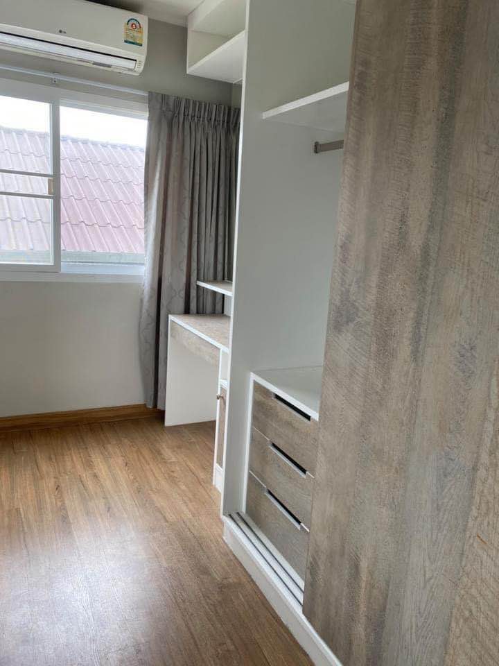 Sky Breeze Condo - Image 6