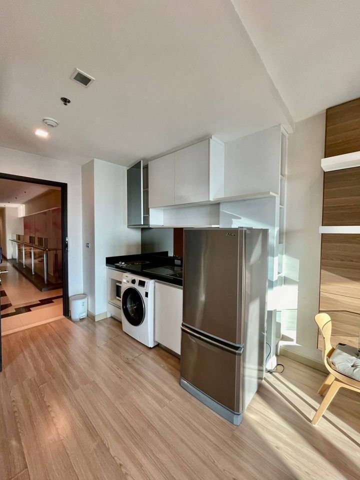 Sky Walk Condominium - Image 6