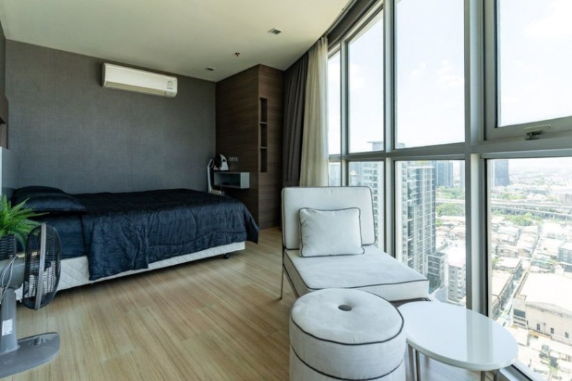 Sky Walk Condominium - Image 3
