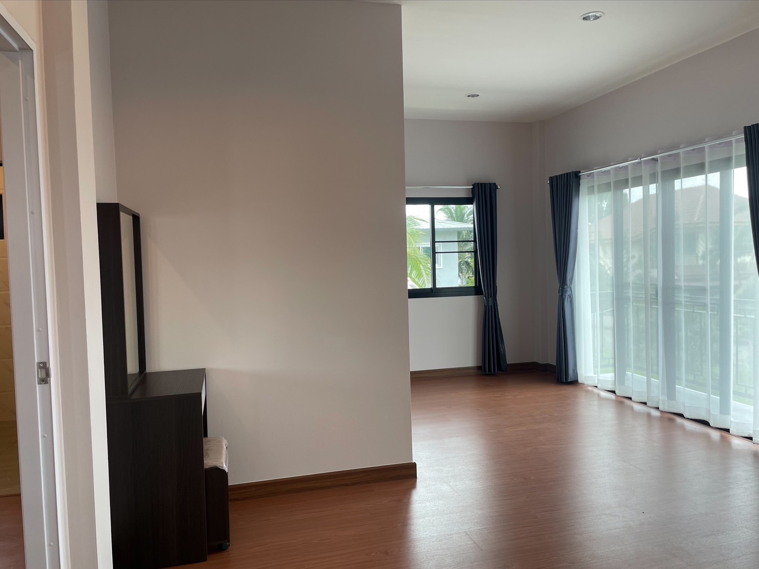 3 卧室 独立房屋  在  - Image 20