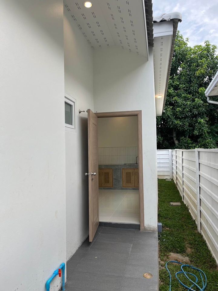 3 Bedroom House For Sale in Pa Phai, San Sai, Chiang Mai - Image 4