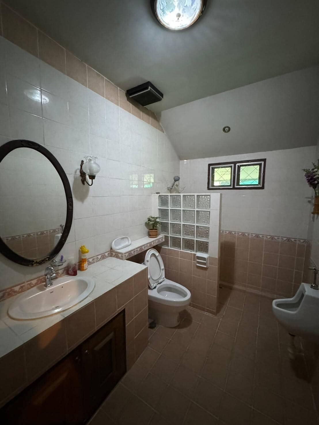 4 卧室 独立房屋  在  - Image 7