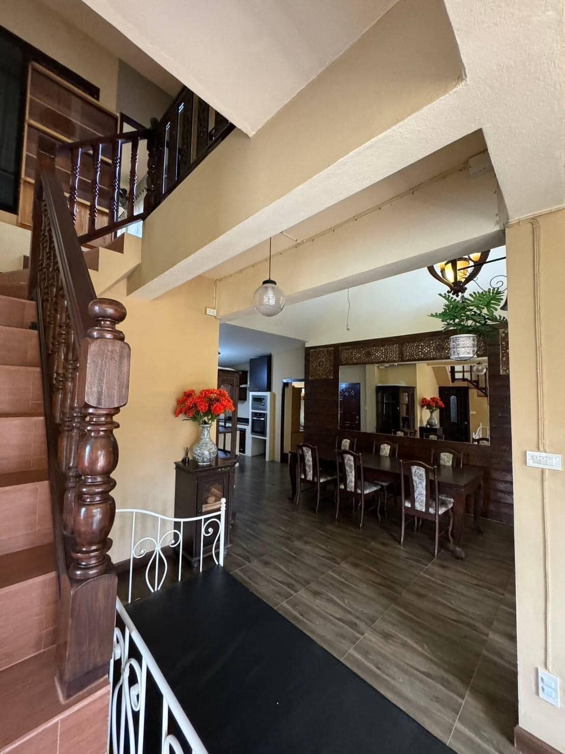 4 卧室 独立房屋  在  - Image 4