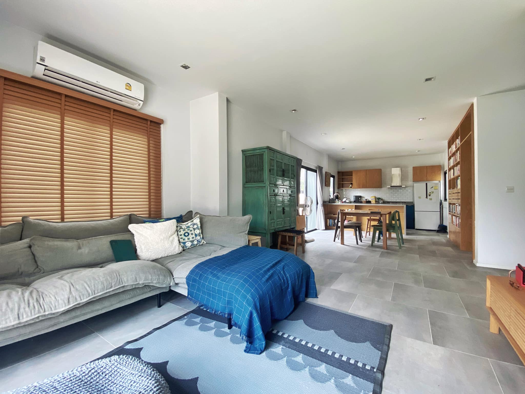 3 卧室 独立房屋  在  - Image 2