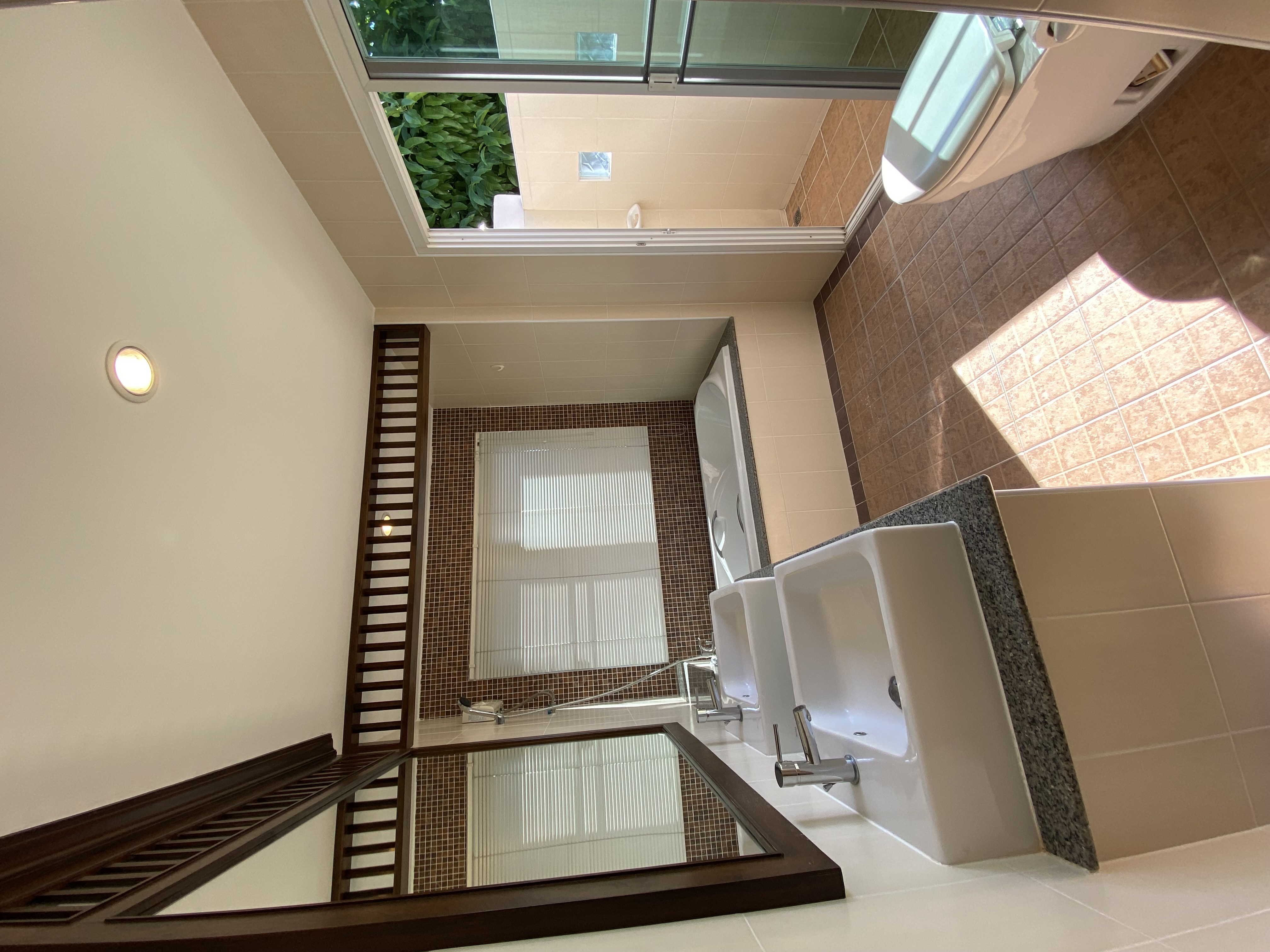 The Laguna Home - Image 13