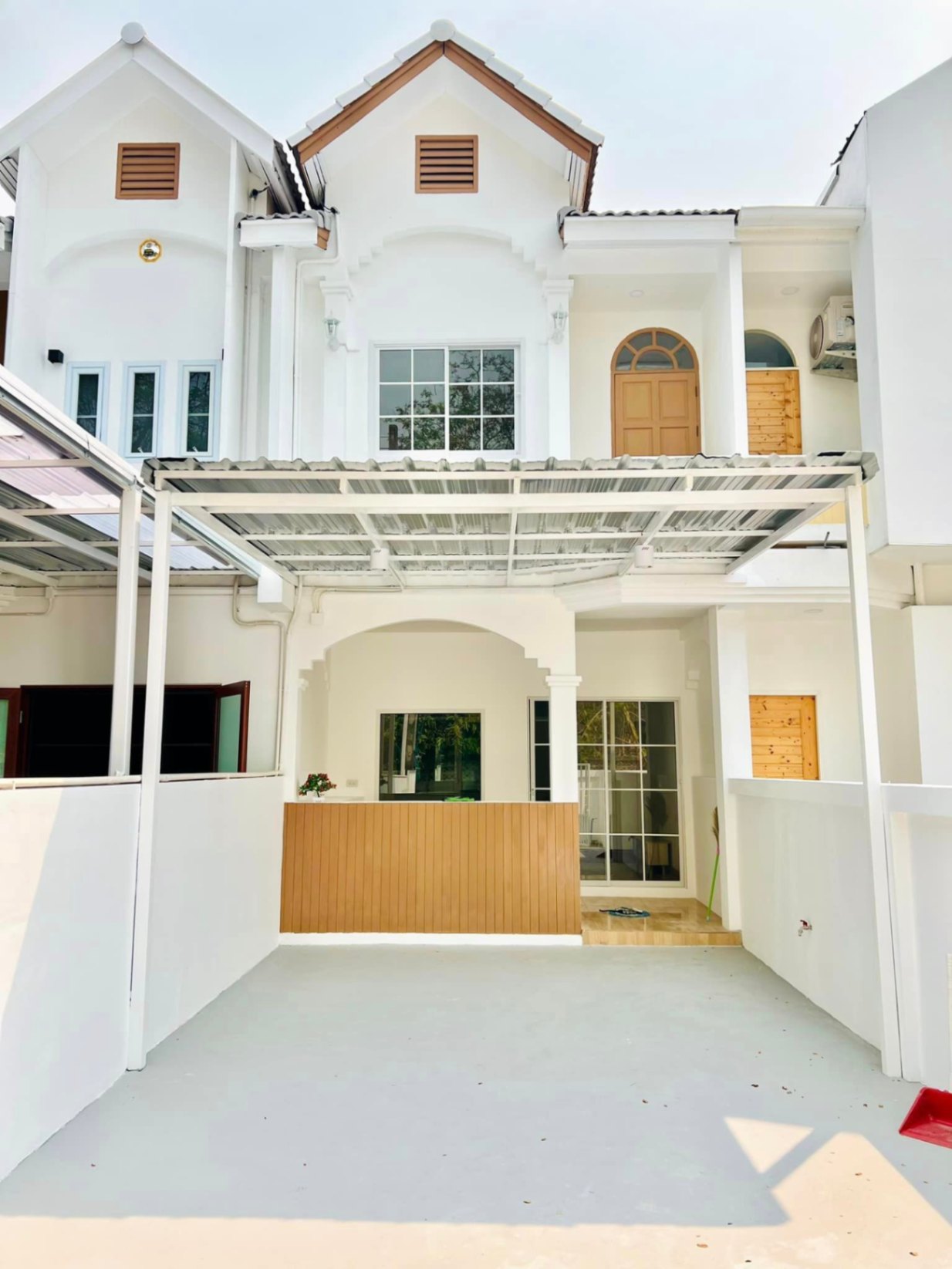 2 Bedroom Townhouse For Sale in San Phranet, San Sai, Chiang Mai - Image 1