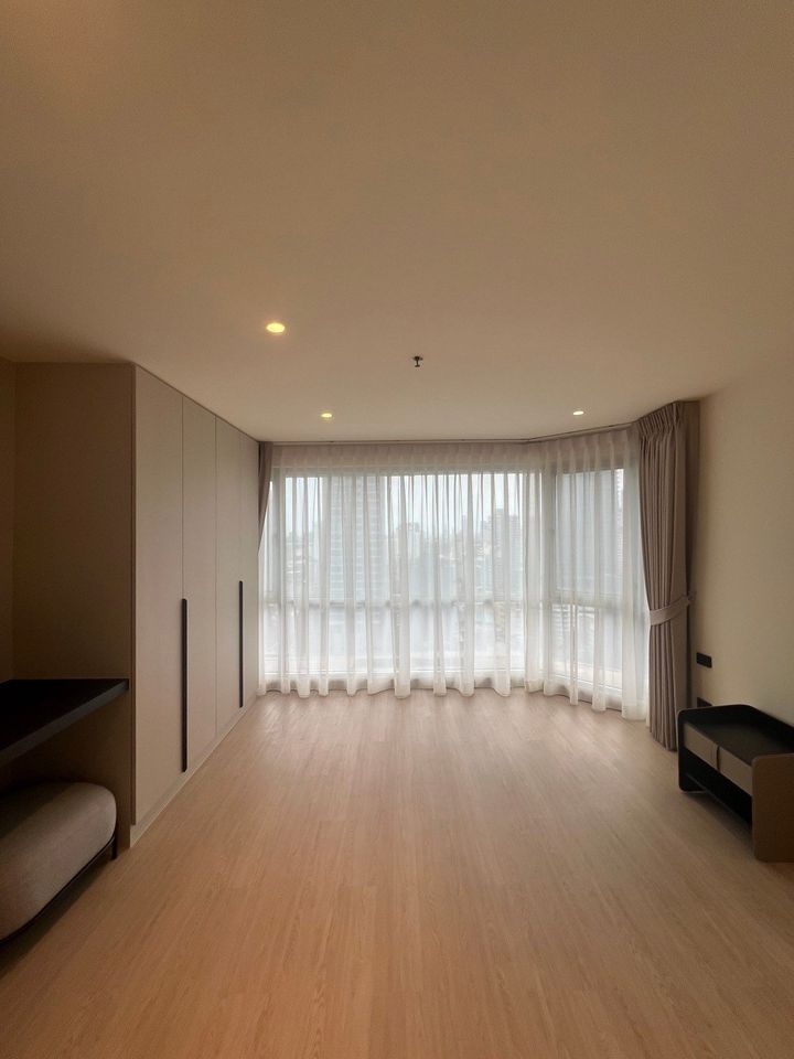 Sukhumvit Suites - Image 19