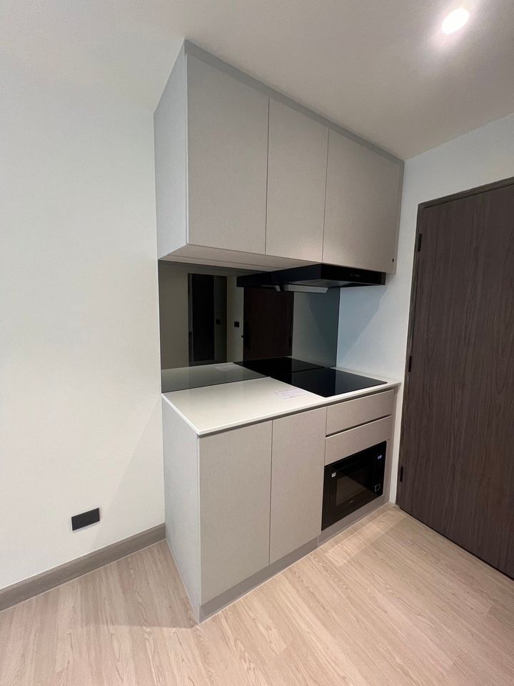 Sukhumvit Suites - Image 13