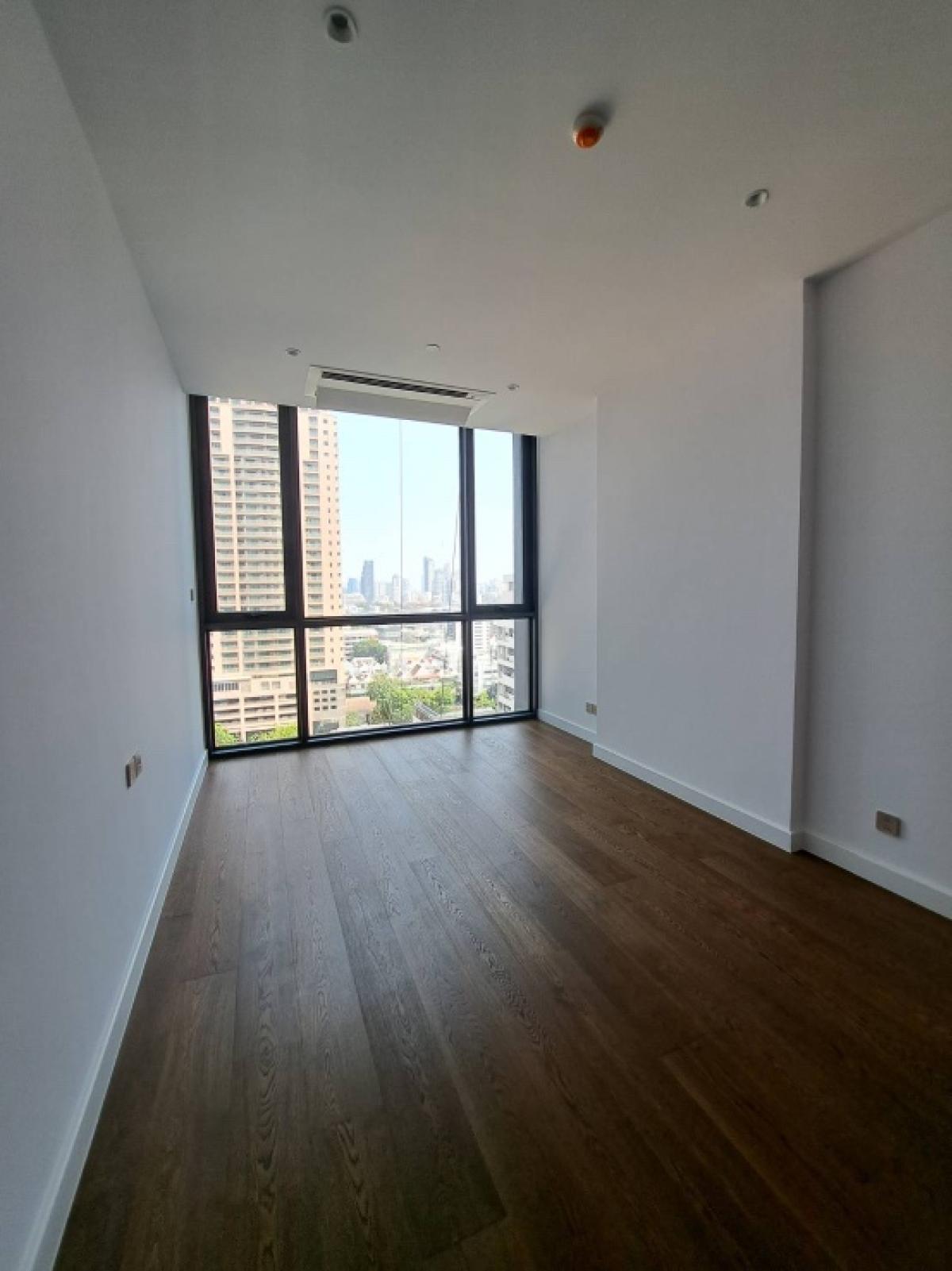 2 Bedroom Condo For Sale in Thung Mahamek, Sathon, Bangkok - Image 1