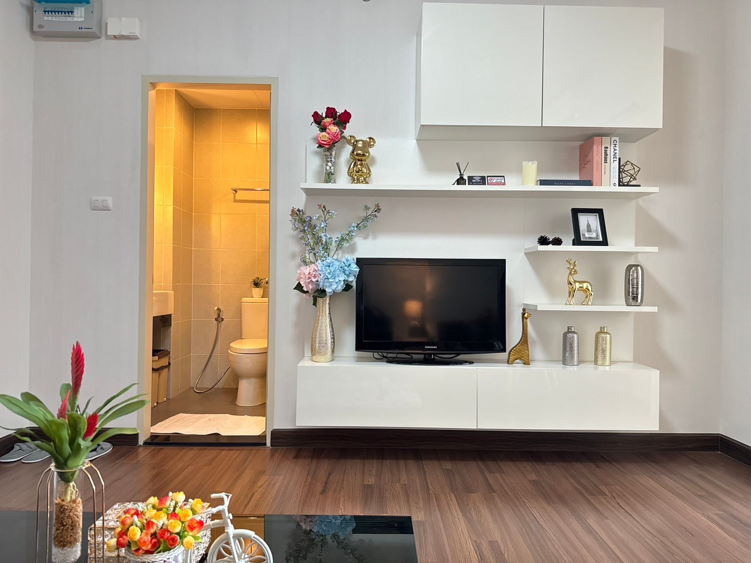 1 Bedroom Condo For Sale in Wat Ket, Mueang Chiang Mai, Chiang Mai - Image 11