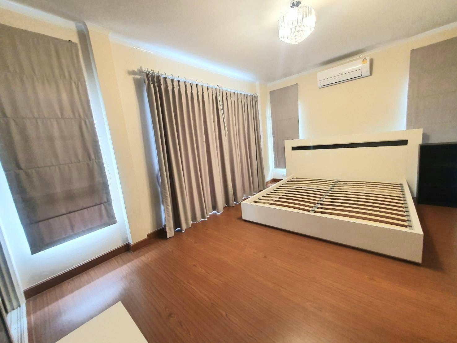 3 Bedroom House For Sale in San Phisuea, Mueang Chiang Mai, Chiang Mai - Image 7