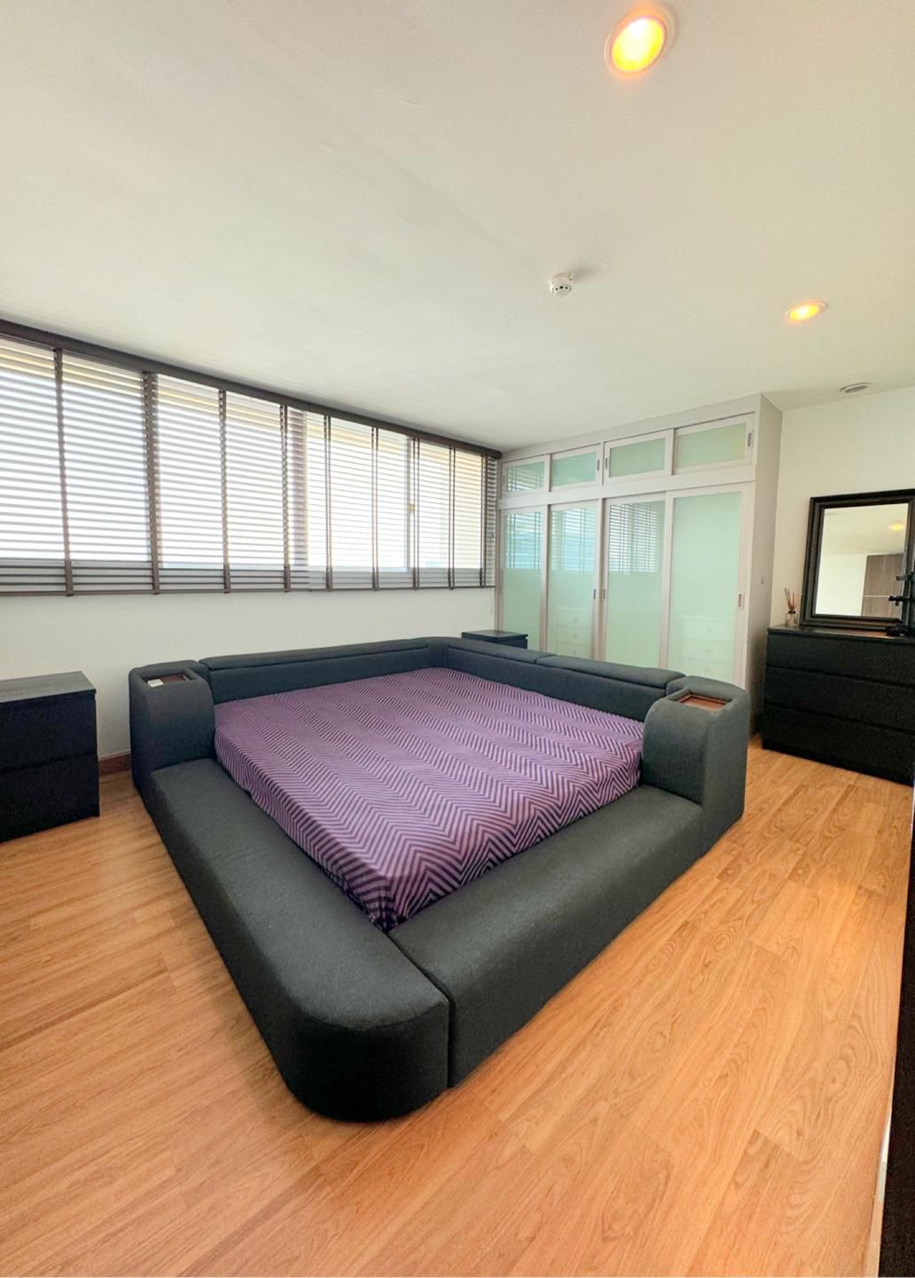 4 Bedroom Condo For Sale in Khlong Tan Nuea, Vadhana, Bangkok - Image 14