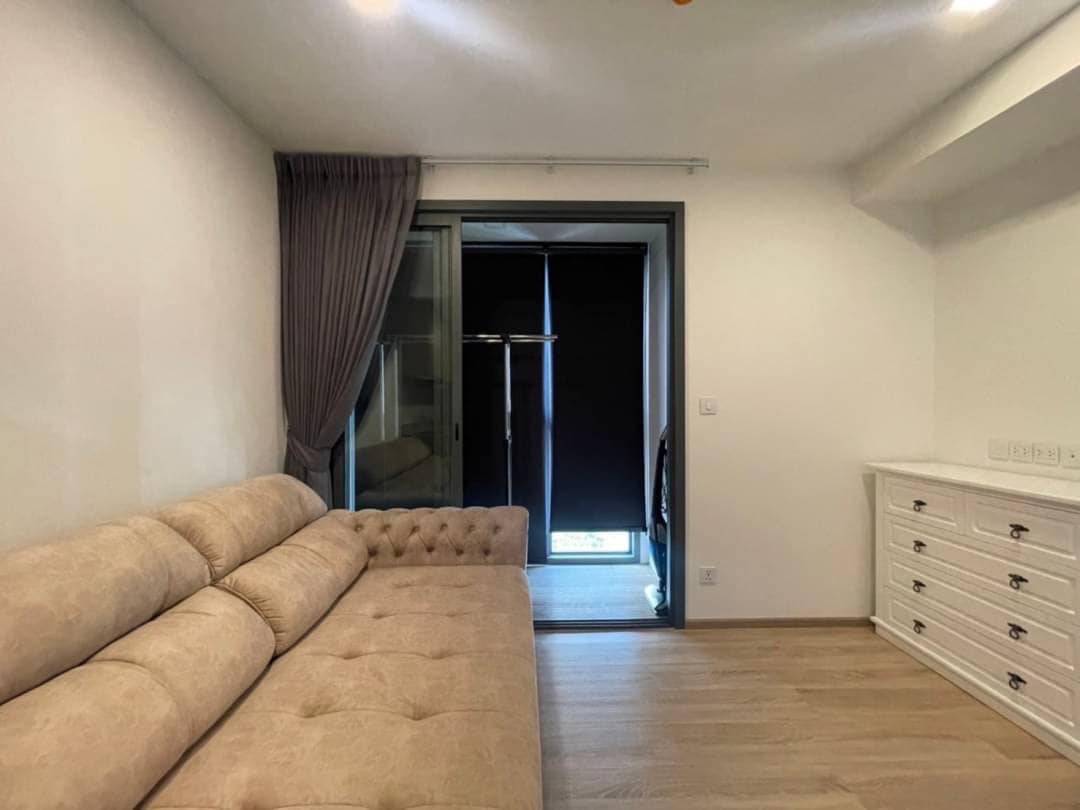 Taka Haus Ekkamai 12 - Image 1