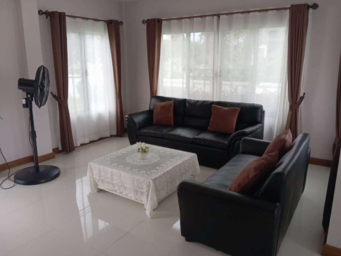 Thanaporn Park Home 5 - Image 2