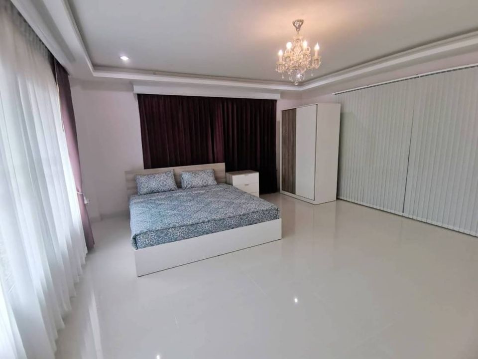 Thanaporn Park Home 5 - Image 11