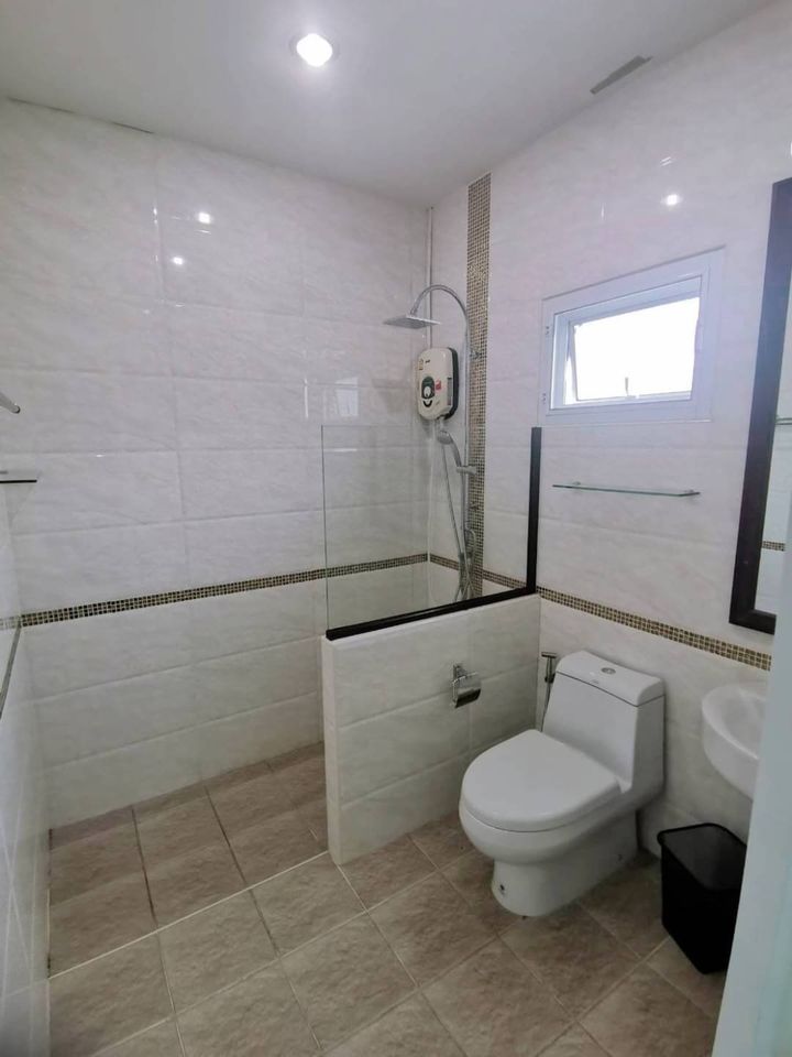 Thanaporn Park Home 5 - Image 6