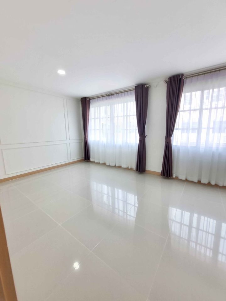 7 Bedroom Townhouse For Sale in Nong Chaeng, Bueng Sam Phan, Phetchabun - Image 20