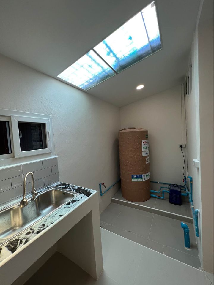 2 Bedroom Condo  in Din Daeng, Din Daeng, Bangkok - Image 8