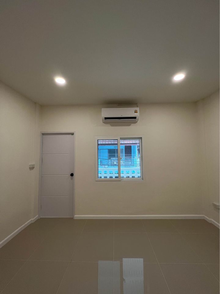 2 Bedroom Condo  in Din Daeng, Din Daeng, Bangkok - Image 6