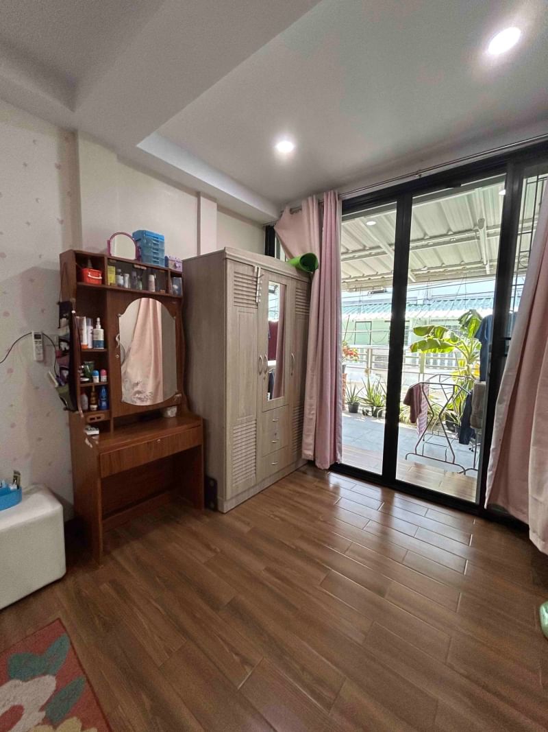 4 ห้องนอน ทาวน์เฮาส์  ใน คลองตันเหนือ, วัฒนา, กรุงเทพมหานคร - Image 7