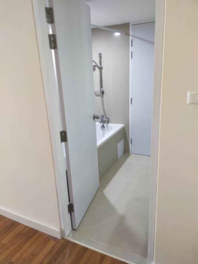 Trendy Condominium Sukhumvit 13 - Image 6