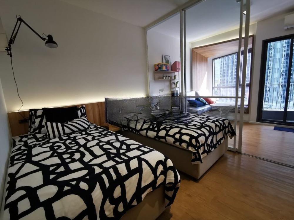 1 Bedroom Condo For Sale in Wang Mai, Pathum Wan, Bangkok - Image 1