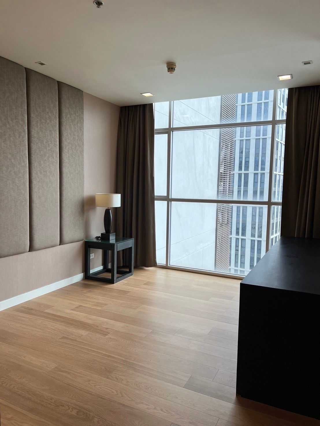 Urbana Sathon - Image 3