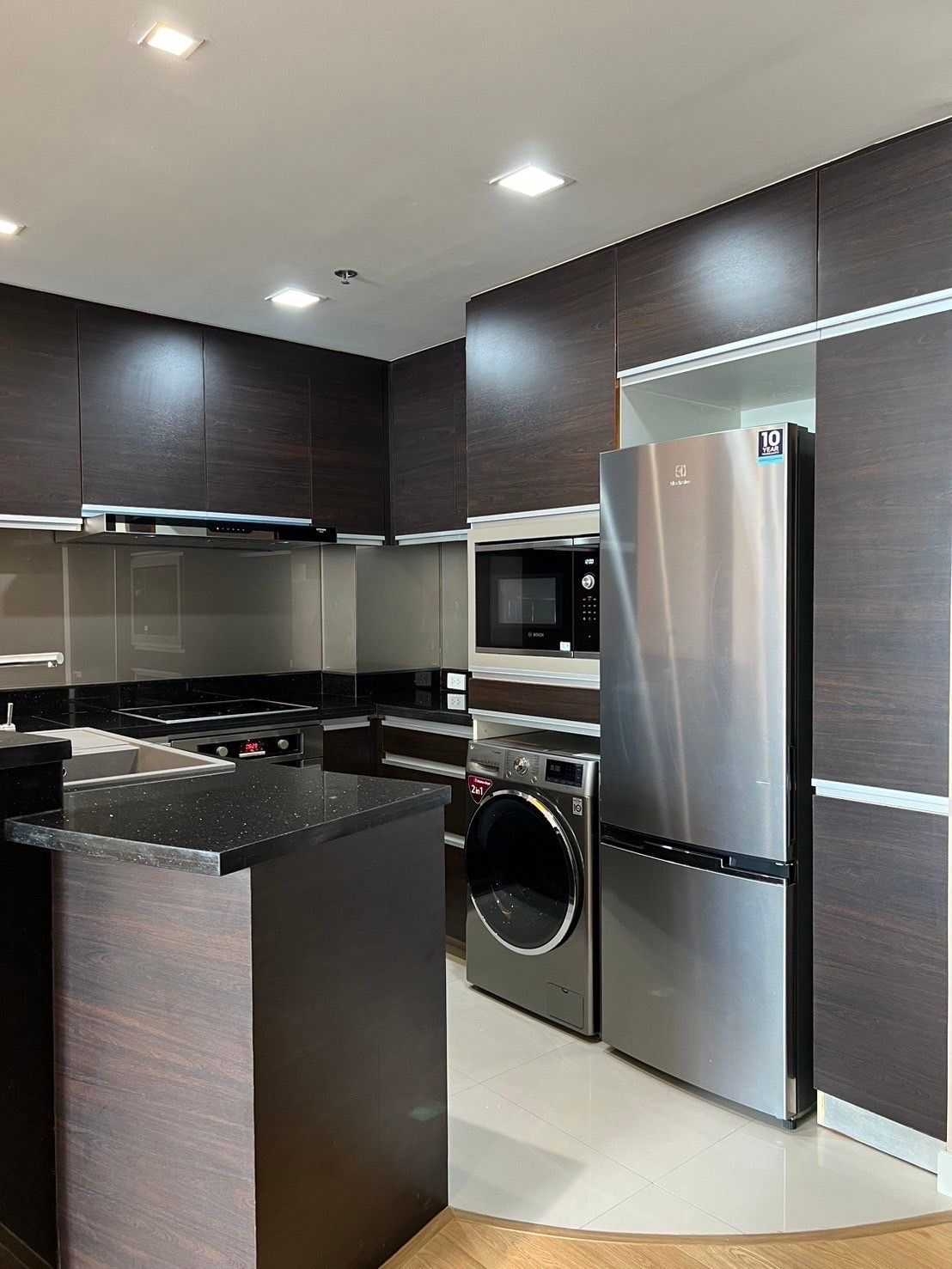 Urbana Sathon - Image 2