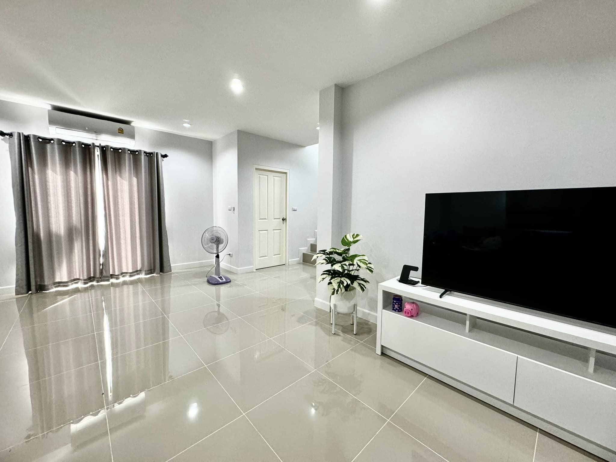 3 卧室 独立房屋  在  - Image 5