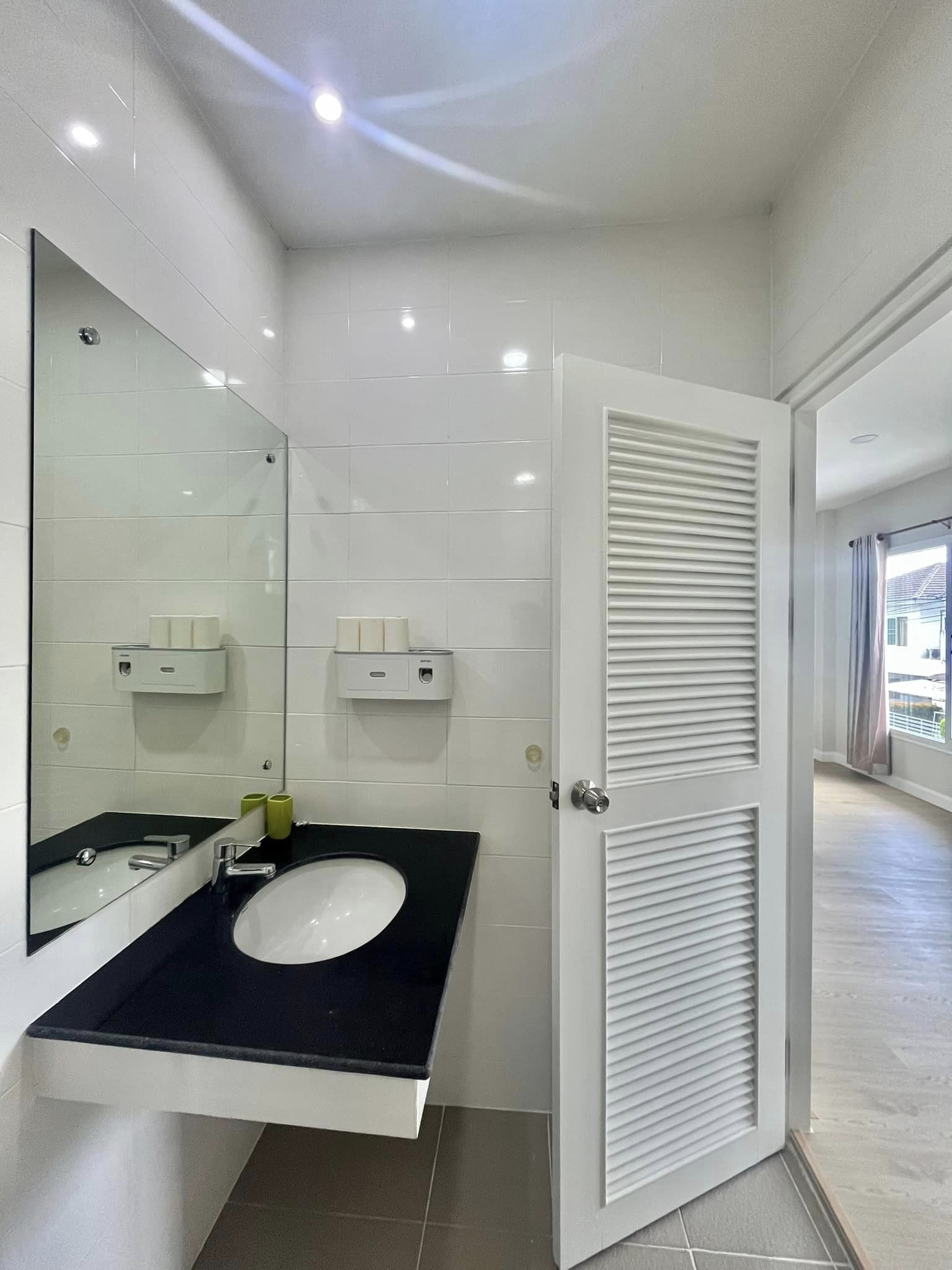 The Urbana 2+ by Palm Springs - Image 10