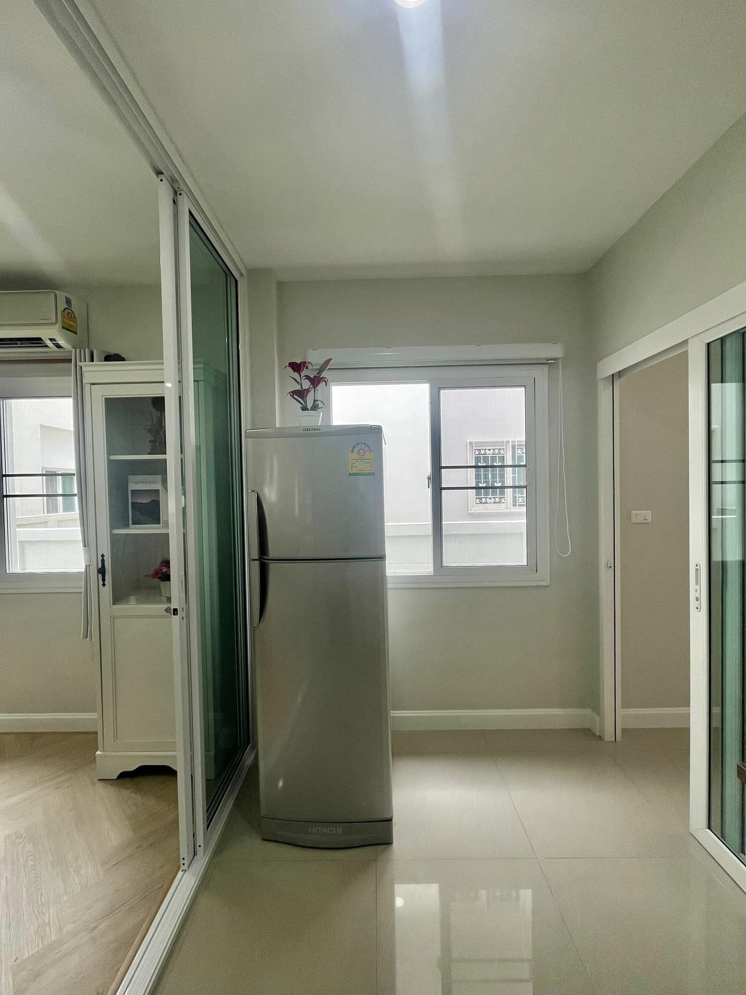 The Urbana 2+ by Palm Springs - Image 9