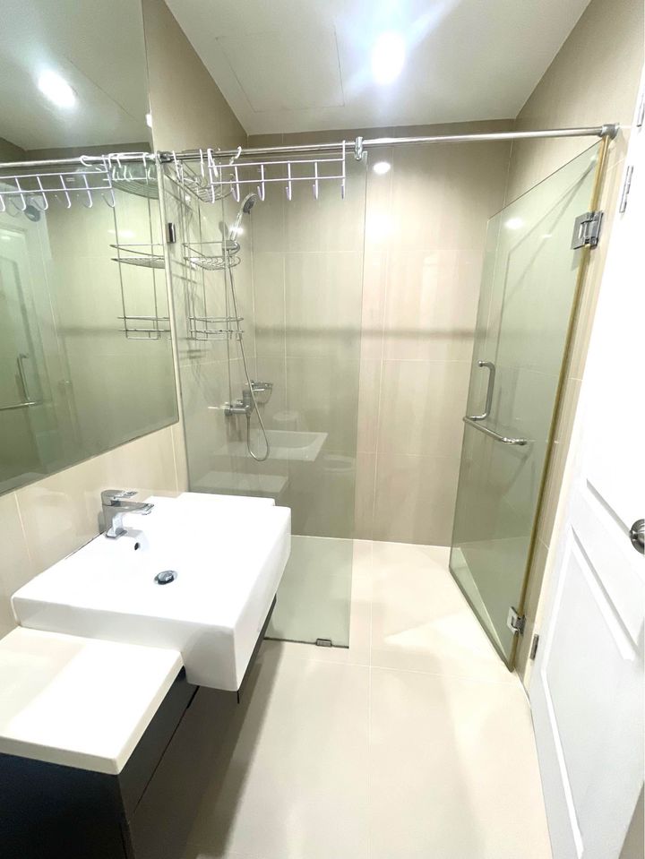 Villa Asoke Condominium - Image 9