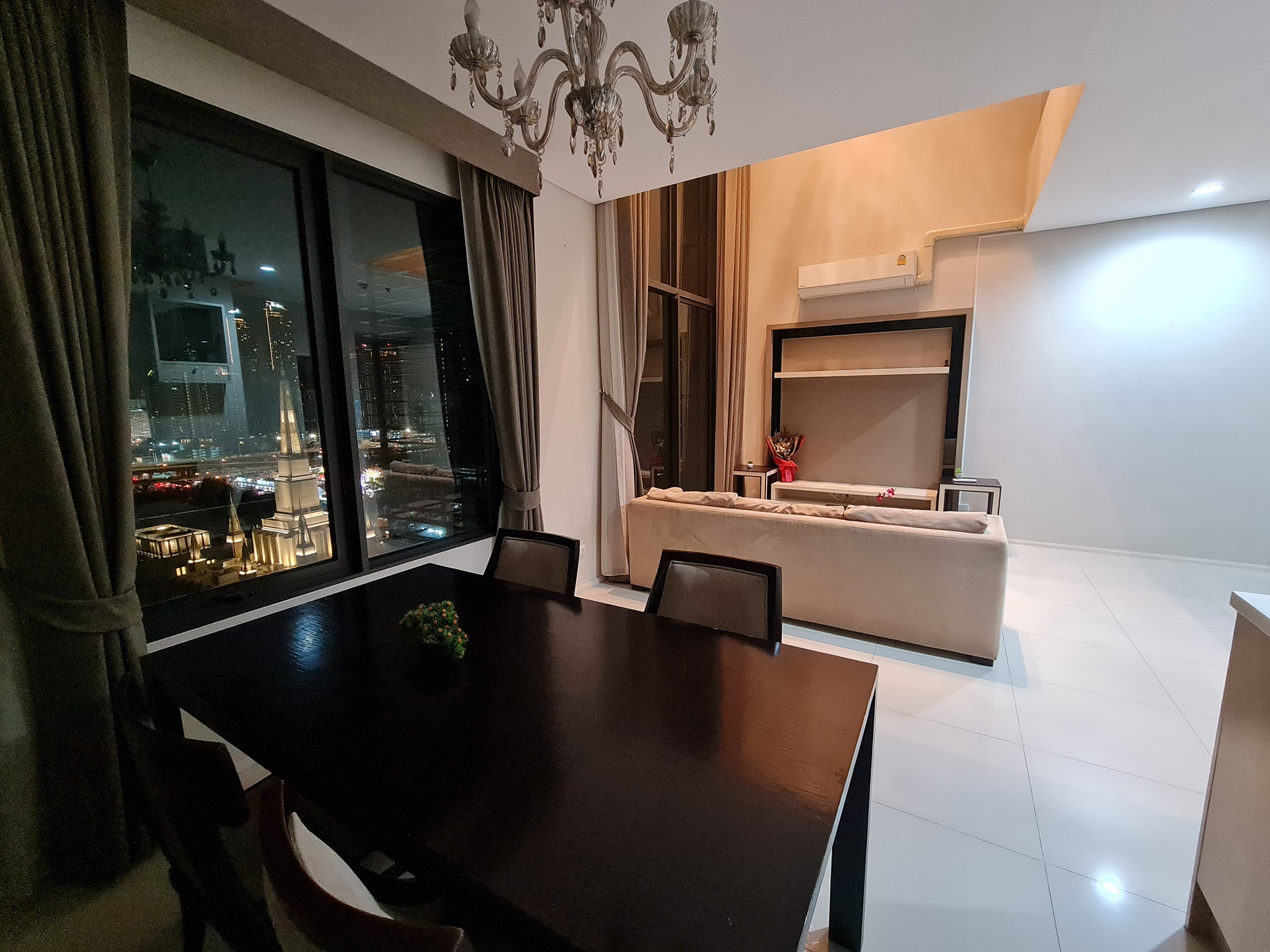 Villa Asoke Condominium - Image 11