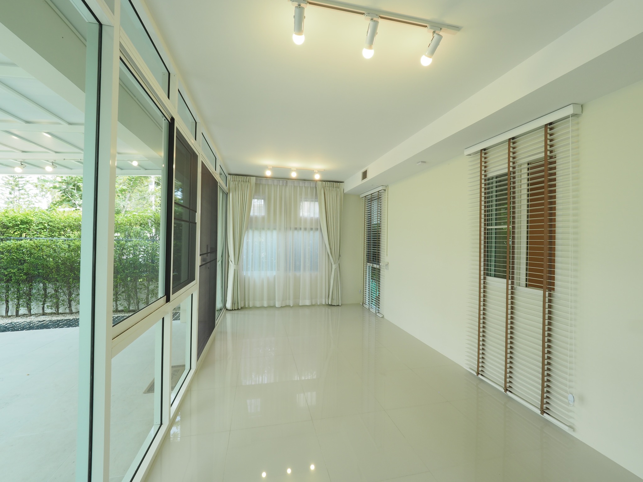 4 ห้องนอน บ้านเดี่ยว สำหรับเช่า ใน บางแก้ว, บางพลี, สมุทรปราการ - Image 8