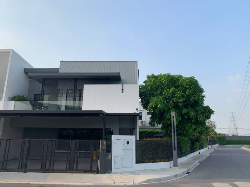 3 Bedroom House For Sale in Bang Kaeo, Bang Phli, Samut Prakan - Image 1