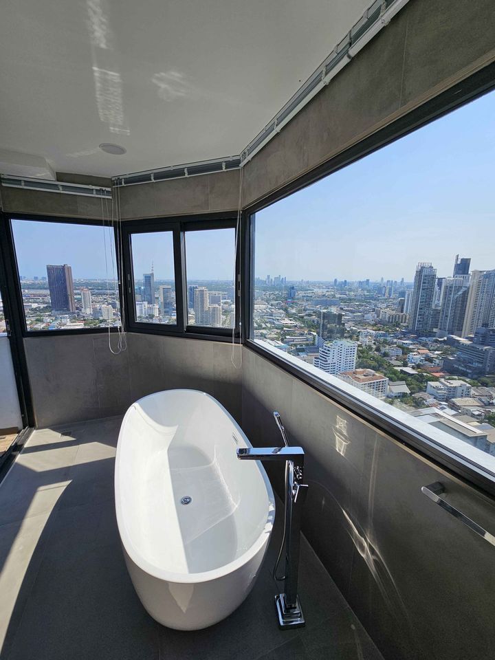 Waterford Diamond Tower - Image 17