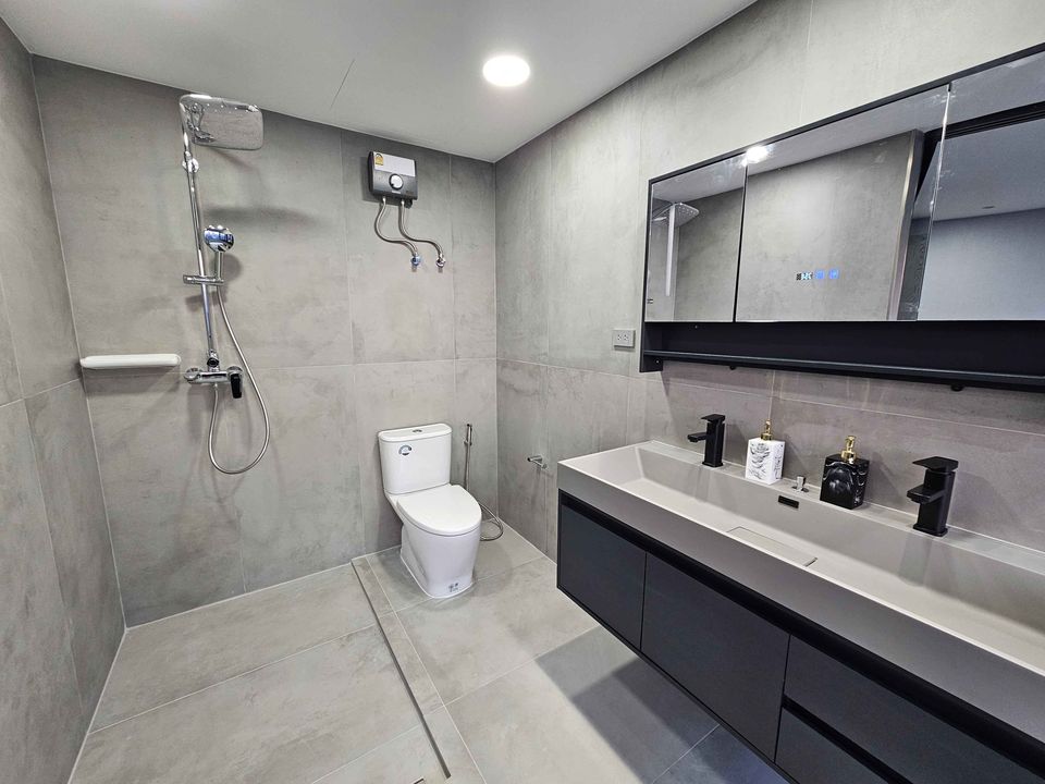Waterford Diamond Tower - Image 15