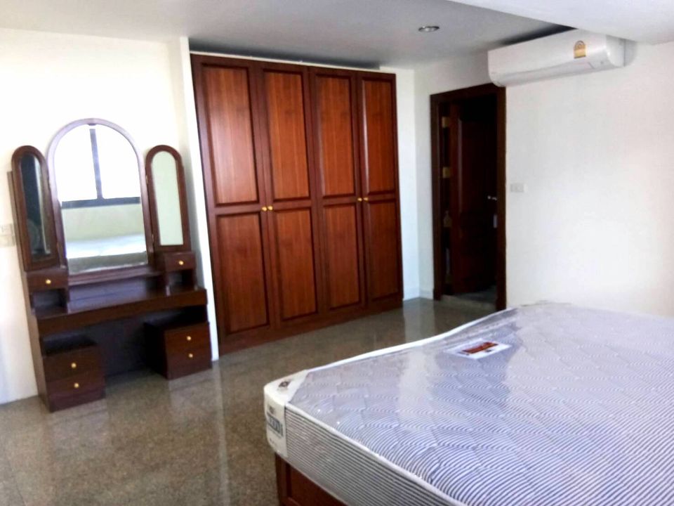 The Waterford Condominium - Image 13