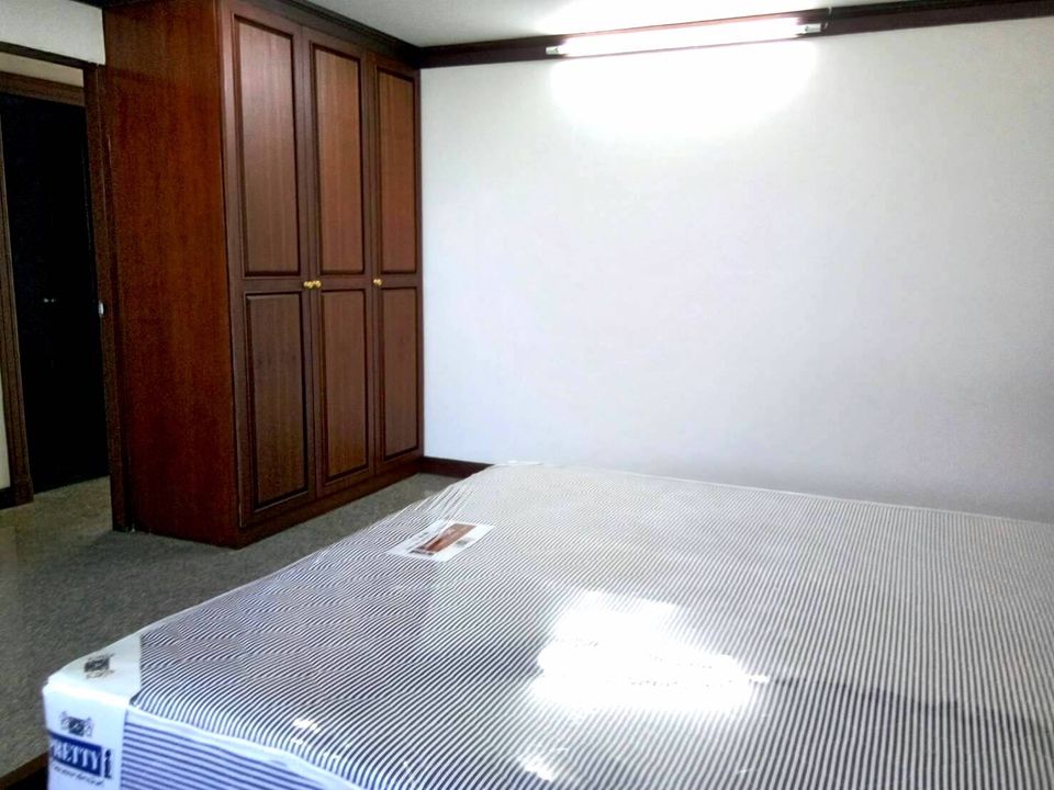 The Waterford Condominium - Image 5