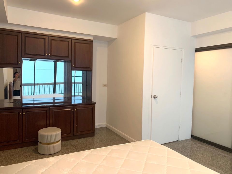 The Waterford Condominium - Image 11