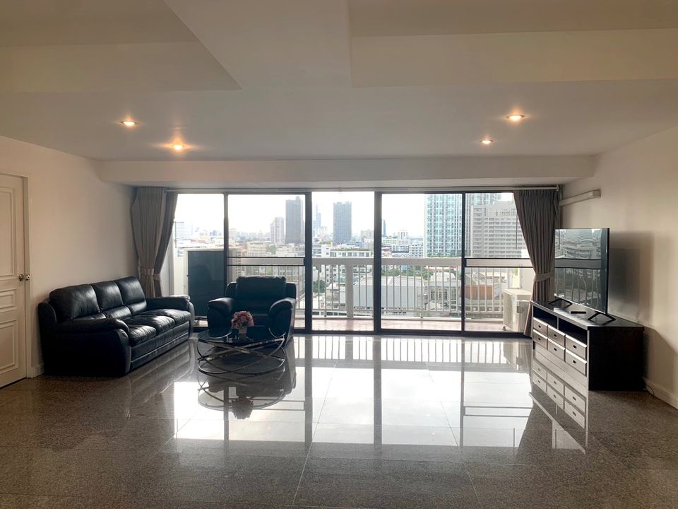 The Waterford Condominium - Image 1