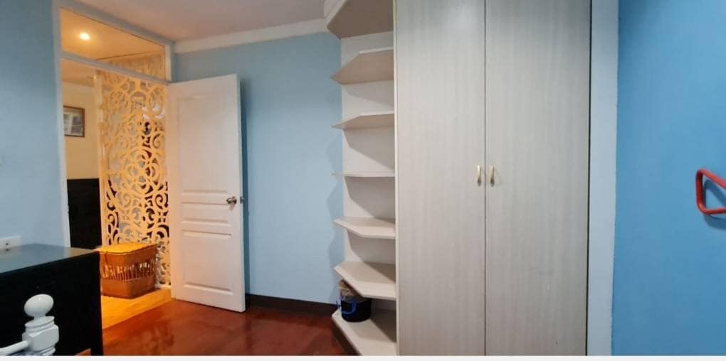 2 Bedroom Condo For Sale in Khlong Tan, Khlong Toei, Bangkok - Image 5