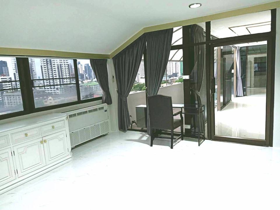 The Waterford Condominium - Image 14