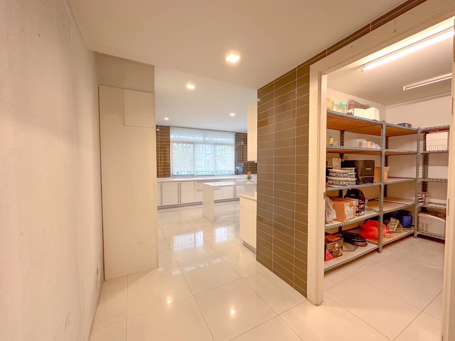 9 ห้องนอน บ้านเดี่ยว สำหรับขาย ใน คลองตันเหนือ, วัฒนา, กรุงเทพมหานคร - Image 12