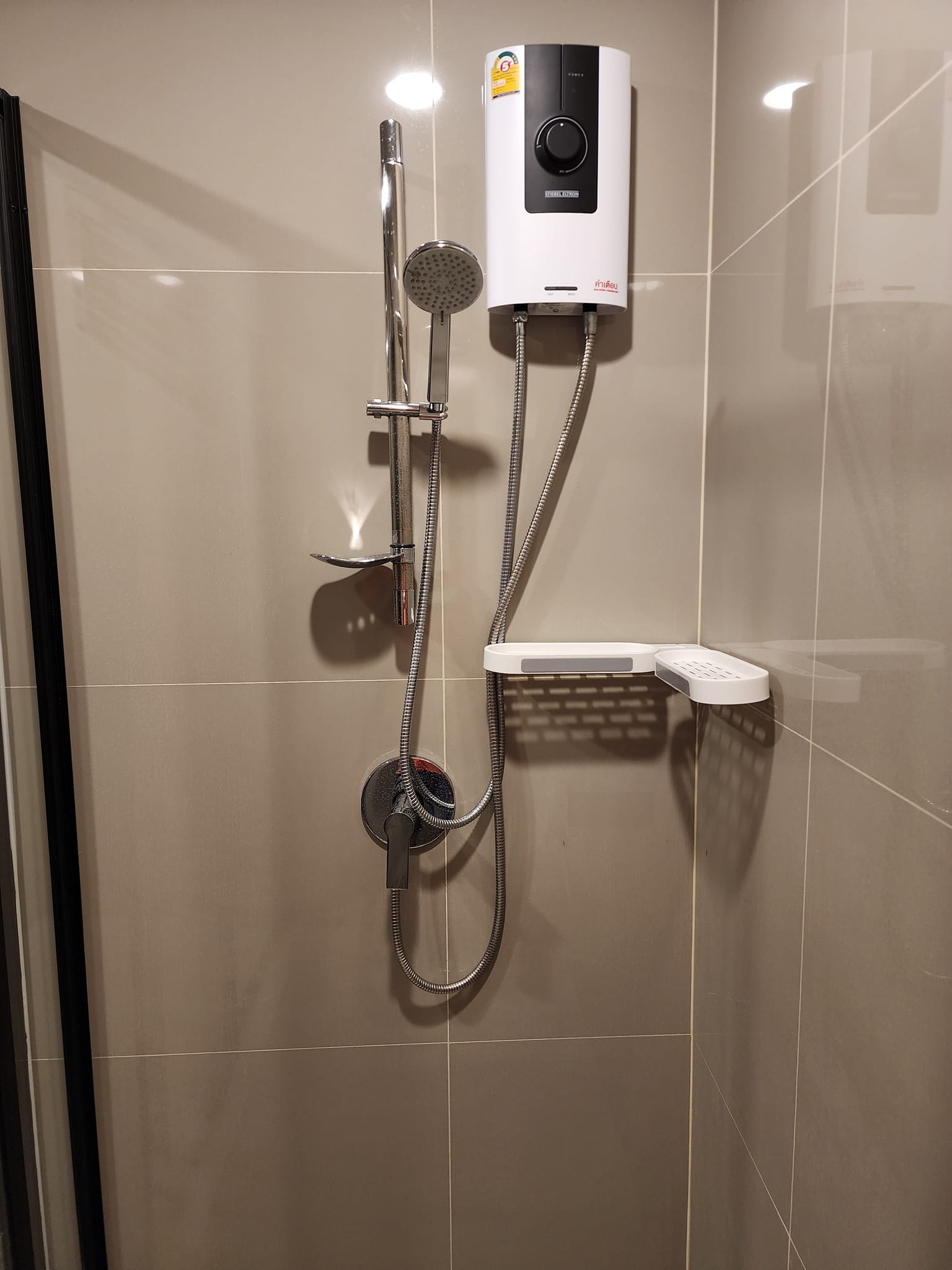 1 Bedroom Condo For Sale in Huai Khwang, Huai Khwang, Bangkok - Image 5