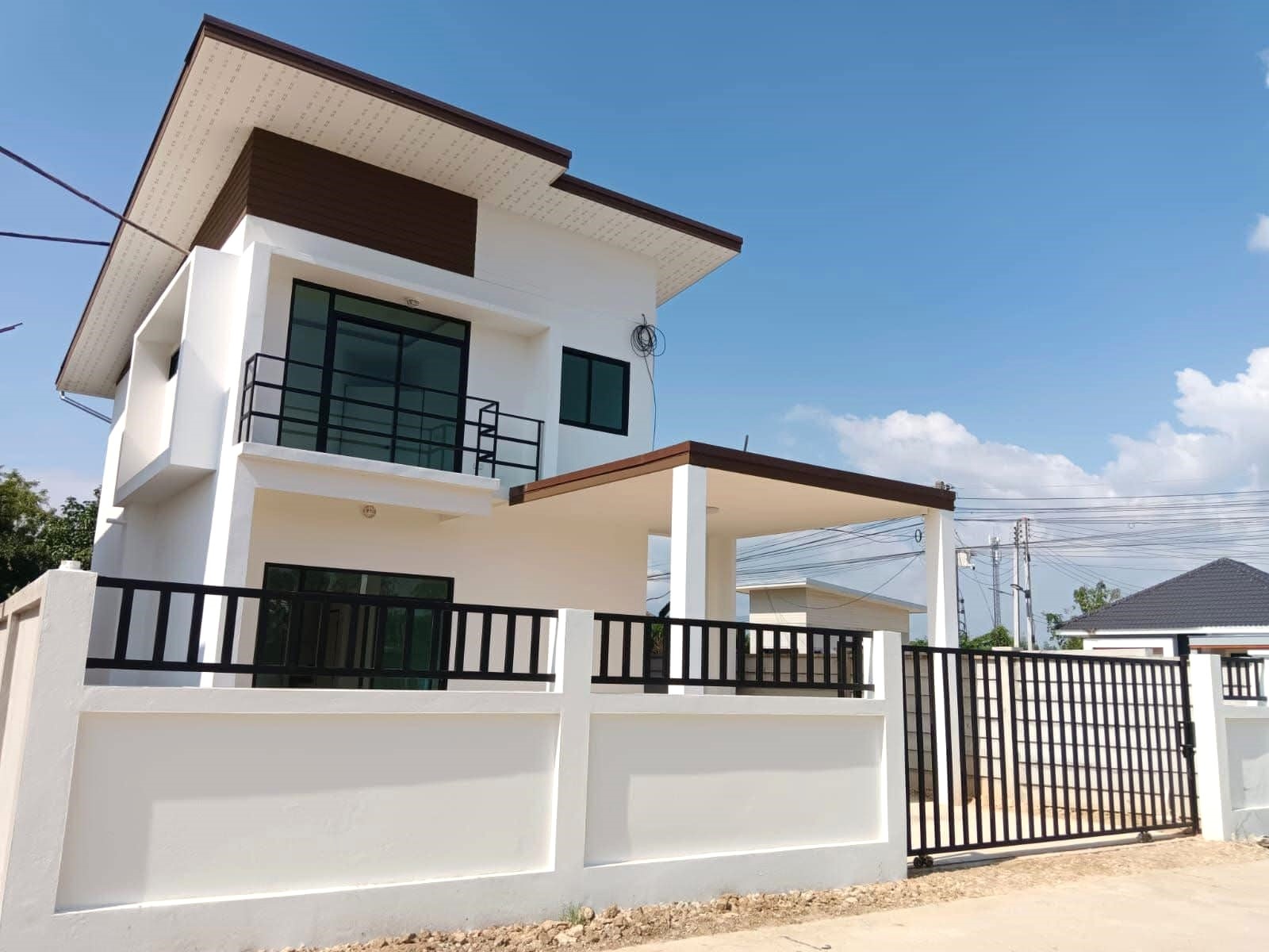 4 Bedroom House For Sale in Yang Noeng, Saraphi, Chiang Mai - Image 1