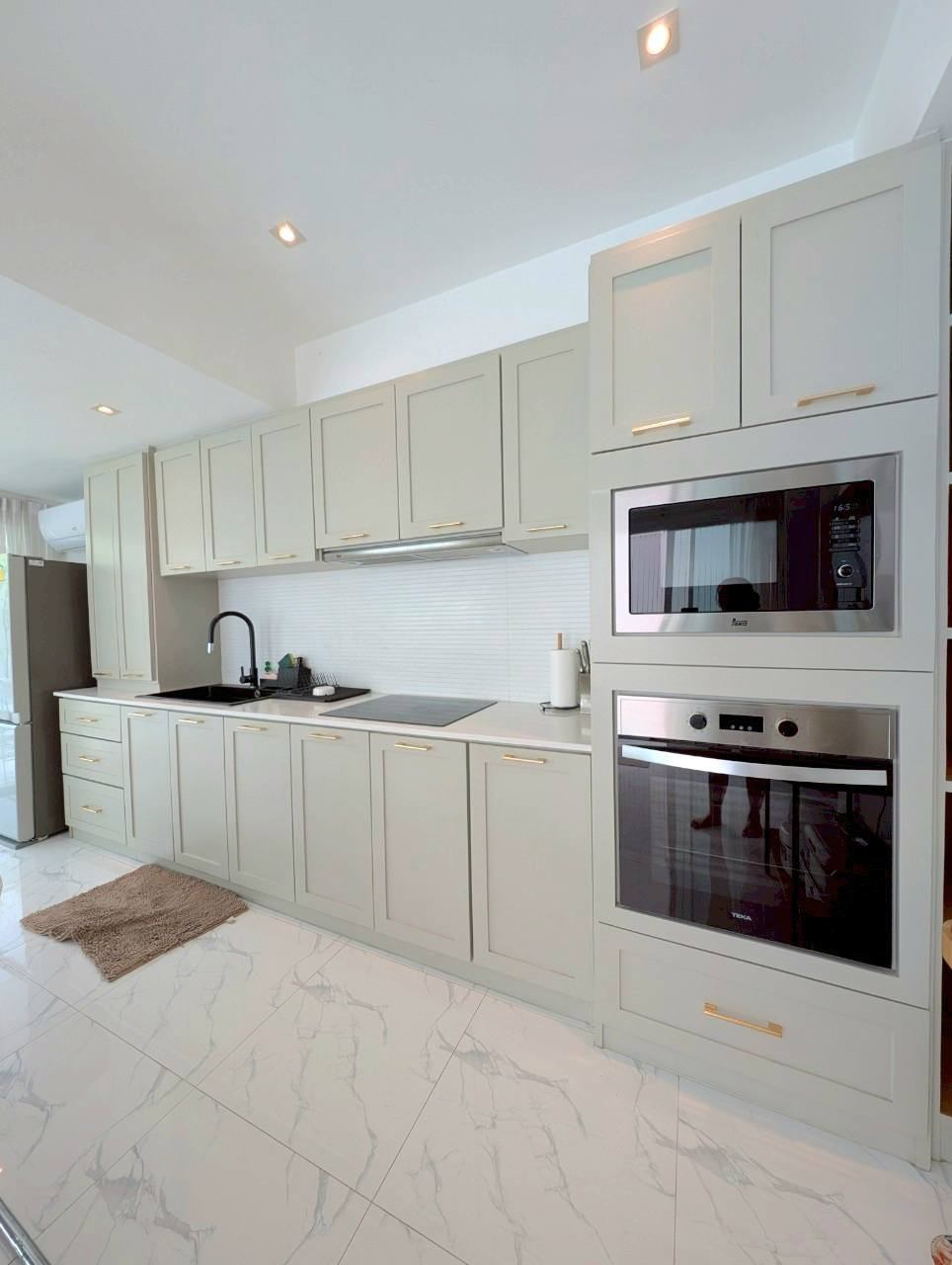 4 Bedroom Townhouse For Sale in San Phranet, San Sai, Chiang Mai - Image 6